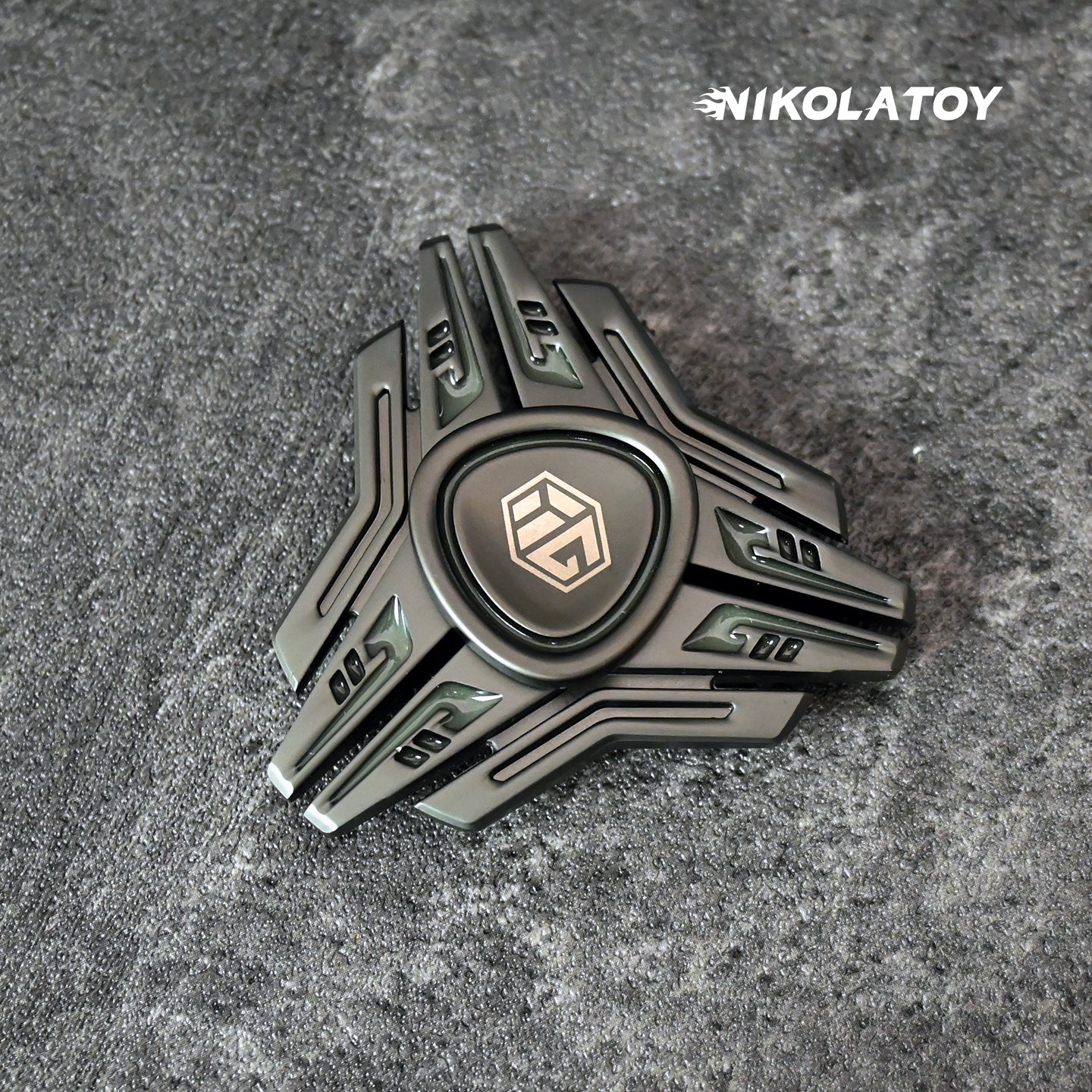 EDC Fidget Toys - Broken Blade Spinner - Image 5