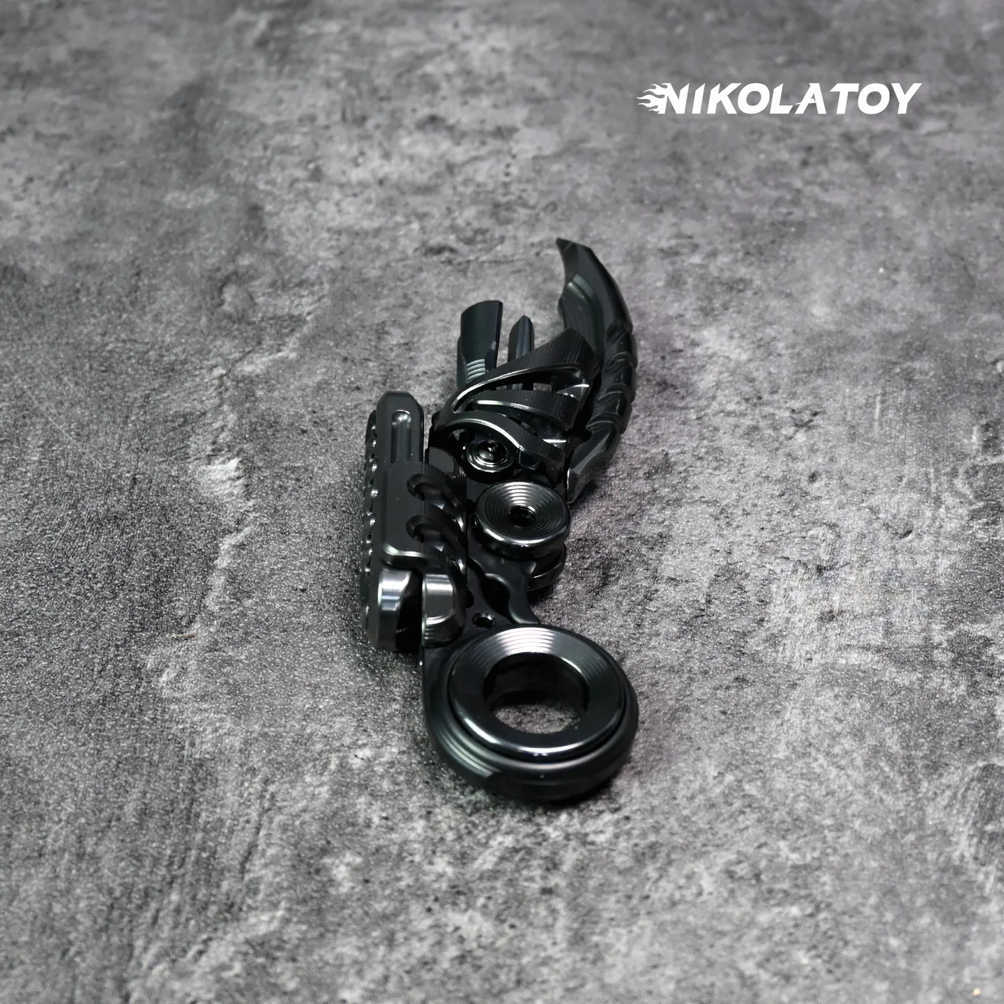 EDC Fidget Toys - Steel Ribs - Image 5